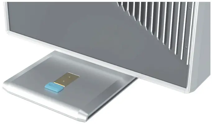 Burmester BC350 Floorstanding Loudspeakers - Adjusting the feet 2