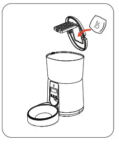 PUPPY KITTY C1ElA Automatic Cat Food Dispenser - startup 2