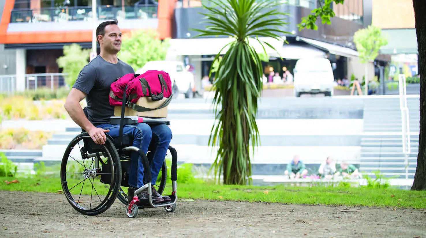 LapStacker-XD-Power-Quantum-Power-Wheelchairs-01