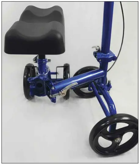 TO FOLD FOR STORAGE OR TRAVEL