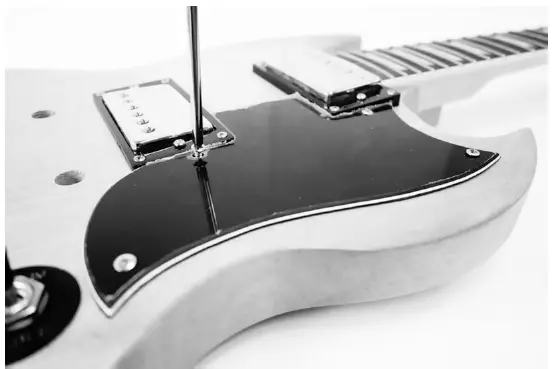 Harley-Benton-255975-DC-Style-Electric-Guitar-Kit-fig- (18)