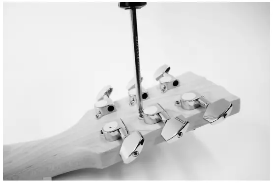 Harley-Benton-255975-DC-Style-Electric-Guitar-Kit-fig- (2)