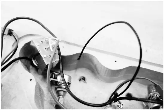 Harley-Benton-255975-DC-Style-Electric-Guitar-Kit-fig- (7)