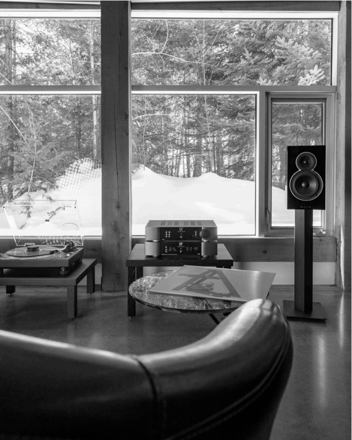 MOON SIMAUDIO 250i v2 Integrated Amplifier - fig 3