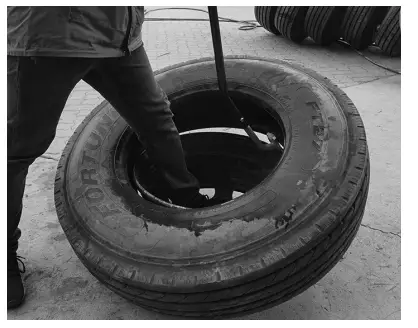 MADDOX 58758 Manual Truck Tire Changer - Tire4