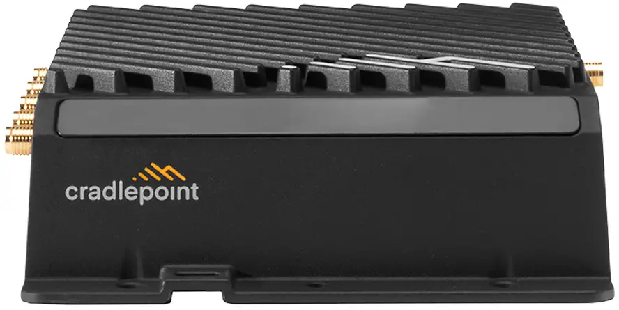 cradlepoint-R920-Series-Ruggedized-Router-product