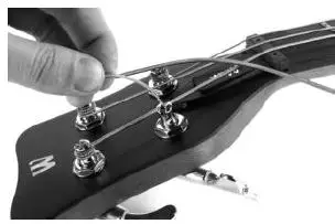 Warwick-Alien-Acoustic-Bass-FIG-7