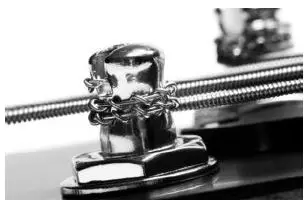 Warwick-Alien-Acoustic-Bass-FIG-9