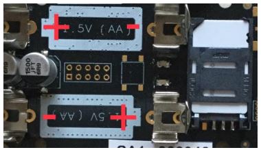 CATCHALIVE CAOne GoodNature Trap User Manual - Installing or changing batteries