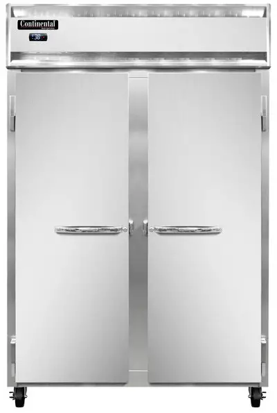 Continental-Refrigerator-R290-Solid-Door-Reach-In-product