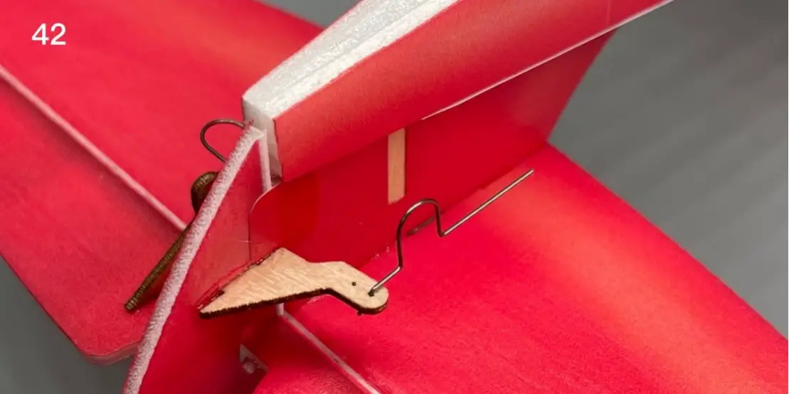 Macchi M 33 Micro Scale 4CH 400mm RC Airplane Kit - Assembly 15