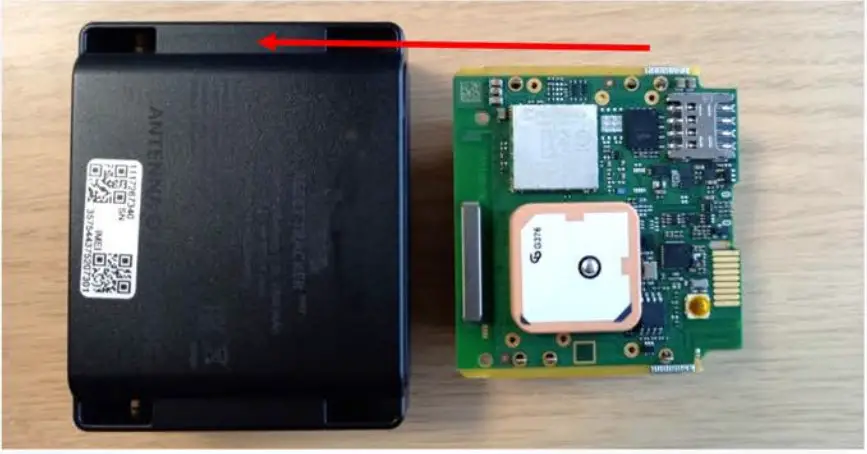 iTrack Caravan Angel CT1 GPS Tracker Battery Replacement - housing cap.