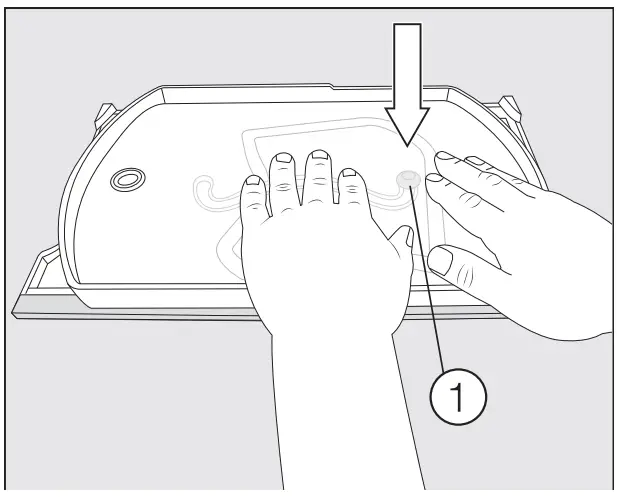 Miele 11 930 740 Bottom Mount Unit - Making ice cubes9