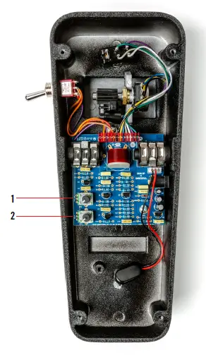 Dunlop-DD95FW-Cry-Baby-Daredevil-Fuzz-Wah-02