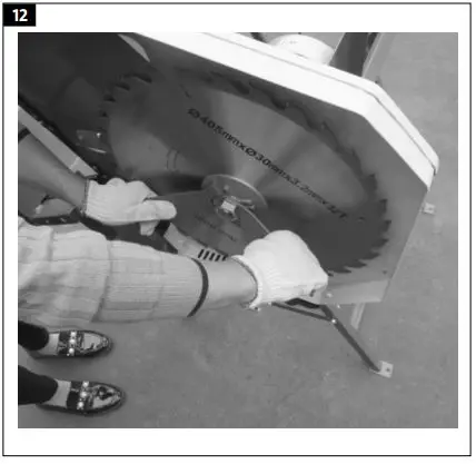 MEEC-TOOLS-015654-405-mm-2-kW-Log-Saw-fig-13