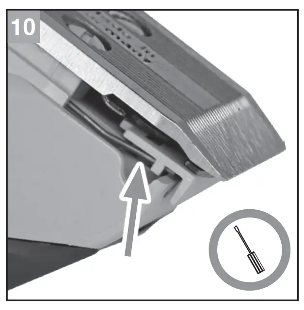 Changing the bottom blade and the top blade