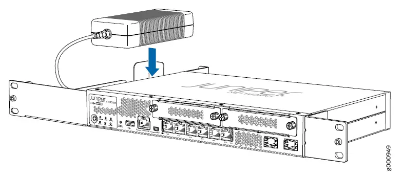 JUNIPER-SRX320-Services-Gateway-fig-3