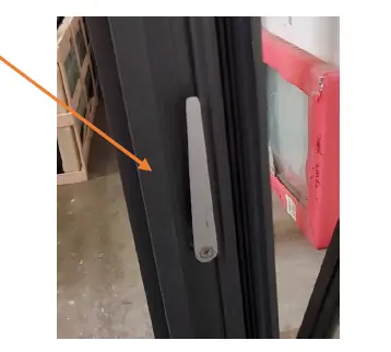 ERIS-HOME-PRODUCTS-Eris-Aluminum-Bifold-Door-15