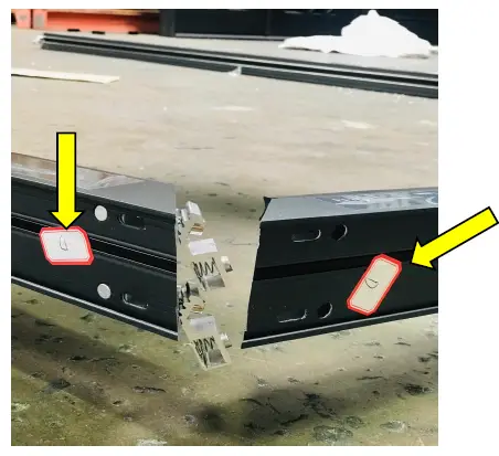 ERIS-HOME-PRODUCTS-Eris-Aluminum-Bifold-Door-2