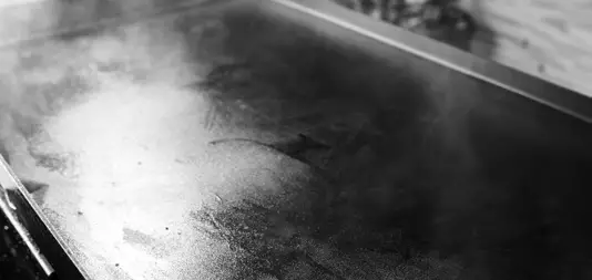 BLACKSTONE-2162-36-Griddle-with-Hood-and-Front-Accessory-Shelf-48