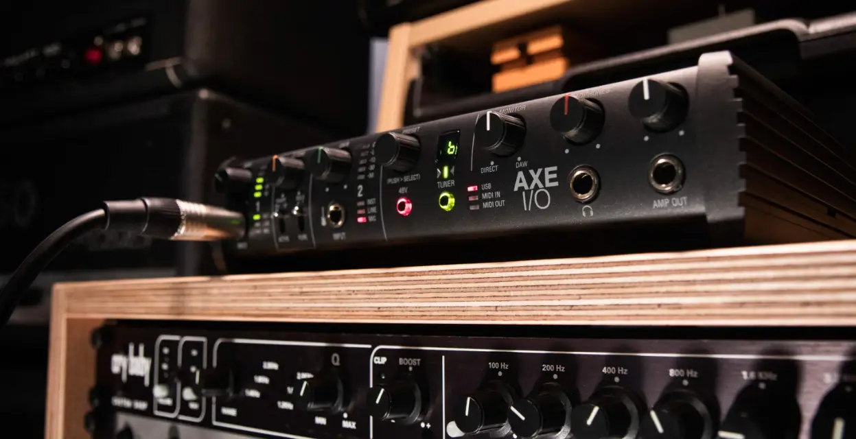 Ik Multimedia Axe I-o One Usb Audio Interface User Manual Ik Multimedia Axe I-o One Usb Audio Interface User Manual