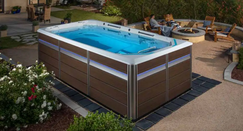 Endless Pools E550 Fitness System Swim Spa Owner's Manual Endless Pools E550 Fitness System Swim Spa Owner's Manual