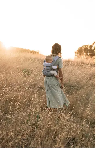 ergobaby-Omni-Dream-Baby-Carrier-08