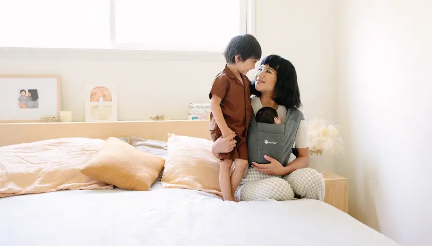 ergobaby-Omni-Dream-Baby-Carrier-14