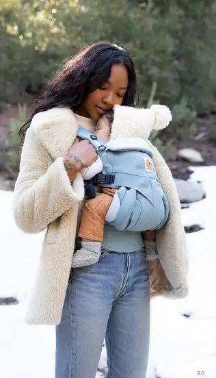 ergobaby-Omni-Dream-Baby-Carrier-17