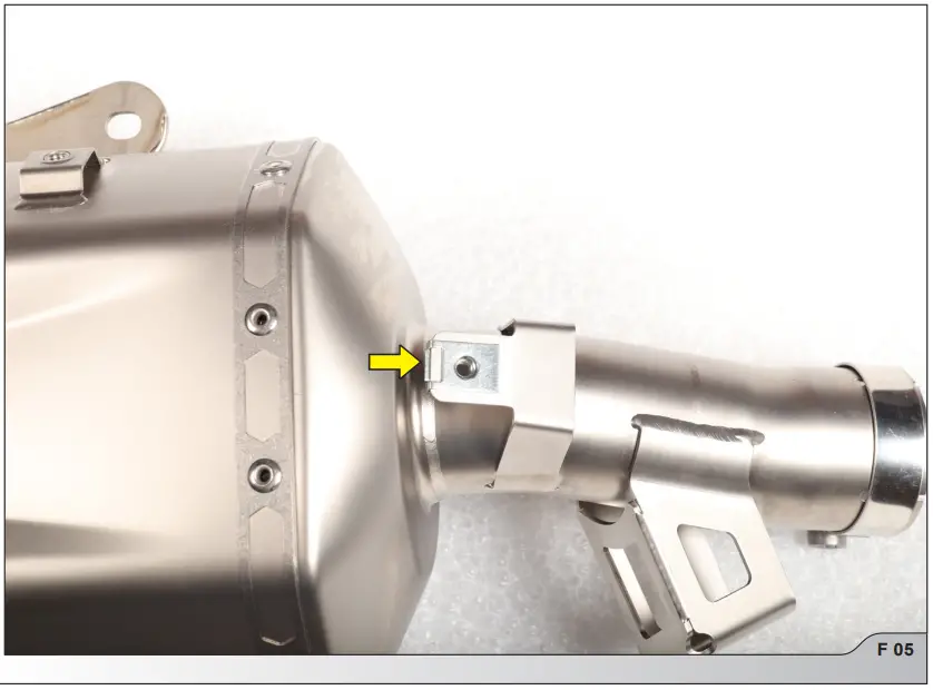 AKRAPOVIC Slip On Motorcycle Exhaust System for Honda NT1100 - bracket