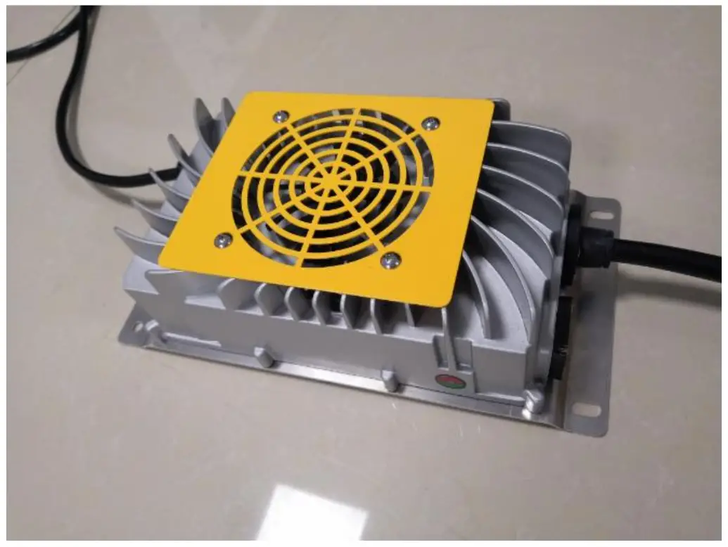 EVlithium SMCZ1E-4825A Intelligent Charger