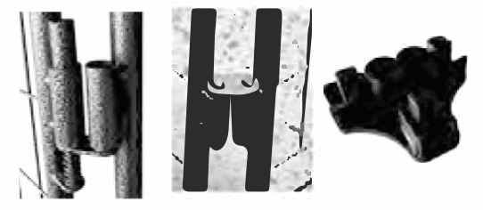 TRIXIE 39211 Deluxe Outdoor Dog Kennel - spring-loaded hinge