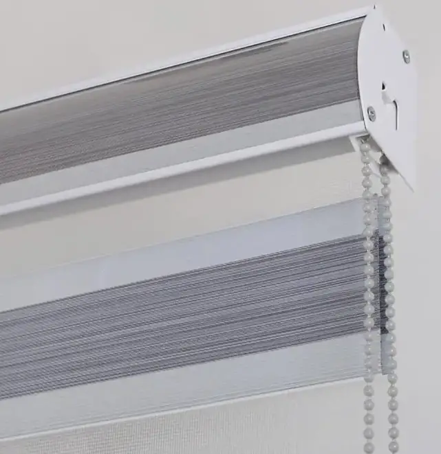 Karlik-ISR-1-ICON -Electronic-Roller-Blinds-PRODUCT-IMAGE