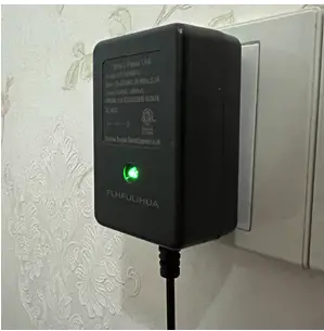 FLHFULIHUA-LKC-12010-E-12v-Battery-Charger-for-Ride-FIG-2