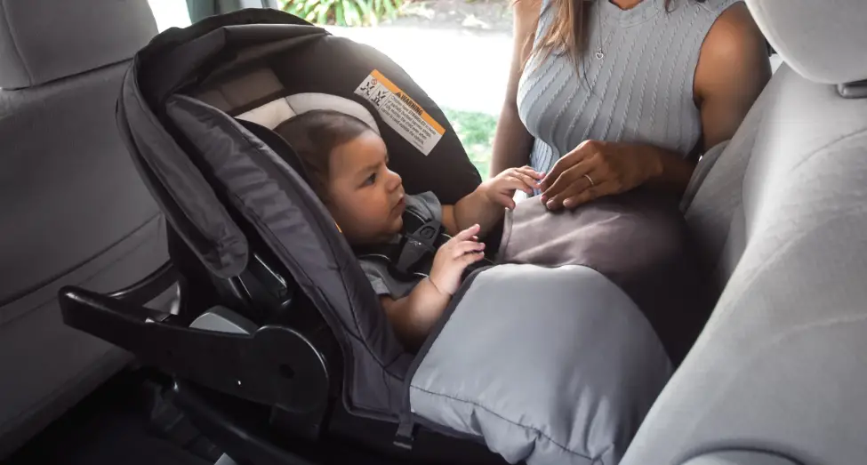 Baby Trend Ez Lift Infant Car Seat Owner's Manual Baby Trend Ez Lift Infant Car Seat Owner's Manual