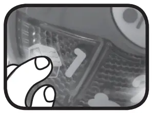 vtech 502303 Little Singing Puppy - LIGHT UP BUTTONS1